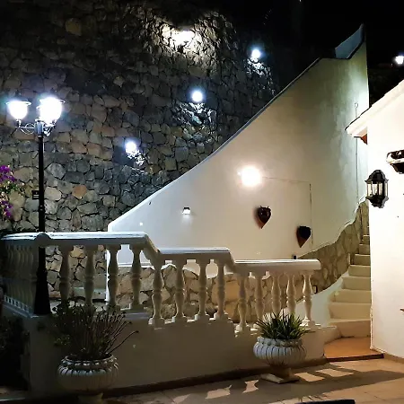 Sina * Monte Pego